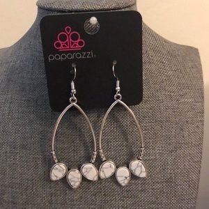 Paparazzi earrings